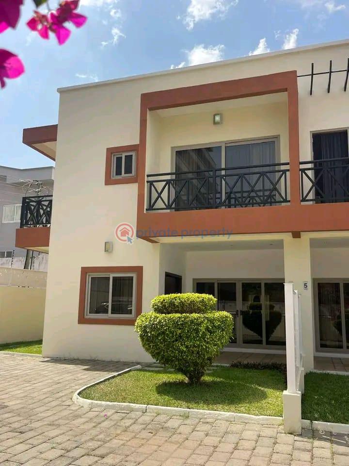 3 bedroom Townhouse For Rent Airport Residential Area Accra - 1