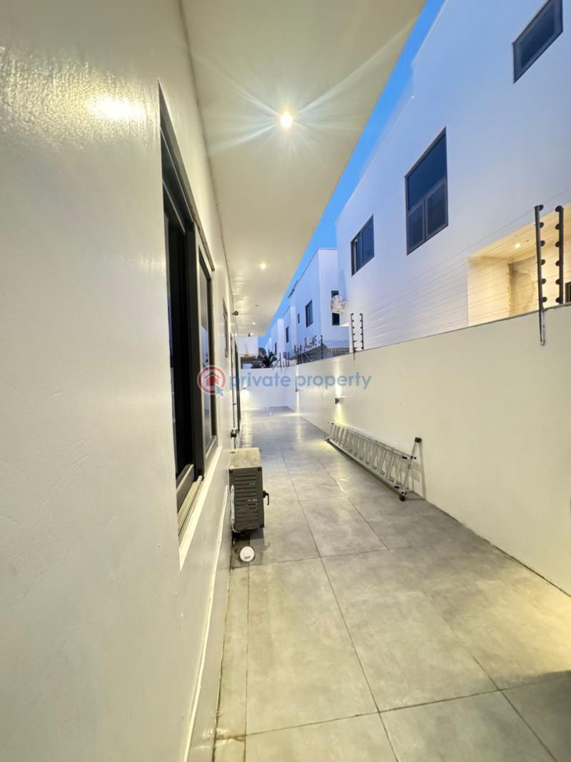 3 bedroom Townhouse For Sale Dzorwulu Accra - 4