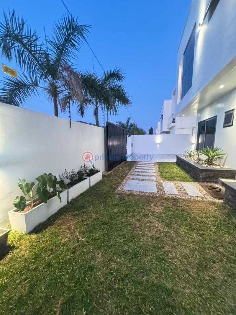 3 bedroom Townhouse For Sale Dzorwulu Accra - 3