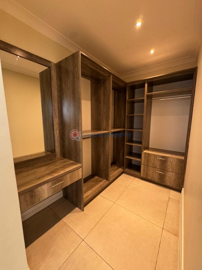 3 bedroom Townhouse For Sale Dzorwulu Accra - 9