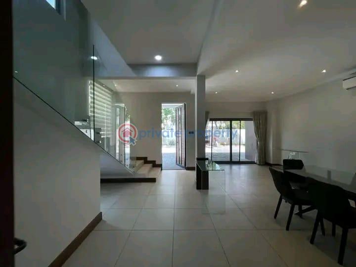 3 bedroom Townhouse For Rent Cantonments Accra - 1