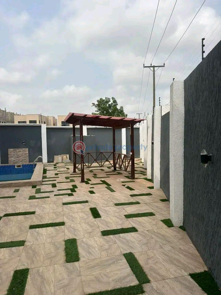 4 bedroom Townhouse For Rent East Airport Airport Residential Area Accra - 4