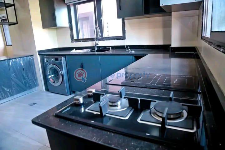4 bedroom Townhouse For Rent Labone Labadi-Aborm Accra - 7