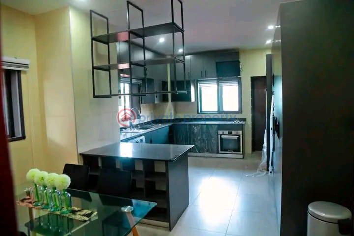 4 bedroom Townhouse For Rent Labone Labadi-Aborm Accra - 6