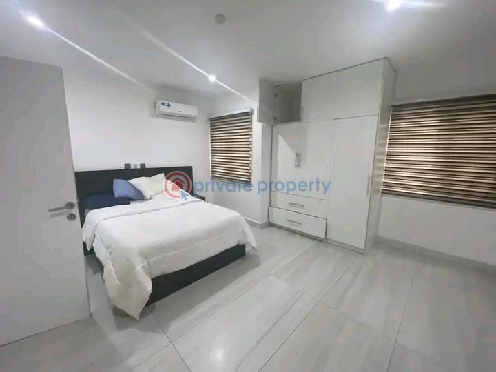 4 bedroom Townhouse For Rent Labone Labadi-Aborm Accra - 2