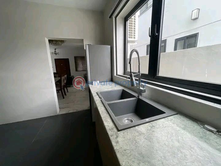 4 bedroom Townhouse For Rent Labone Labadi-Aborm Accra - 4