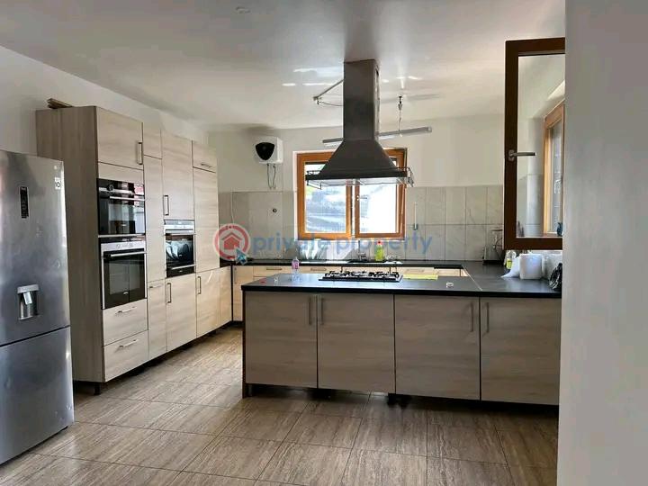 4 bedroom House For Rent East Legon Accra - 7