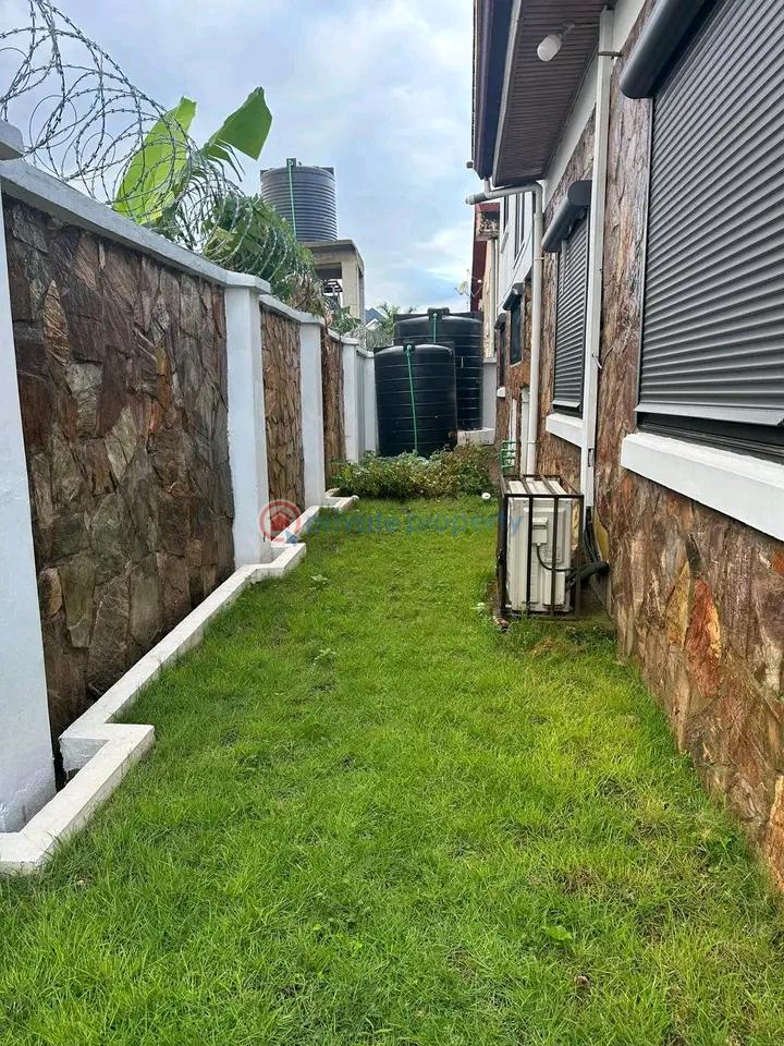 4 bedroom House For Rent East Legon Accra - 9