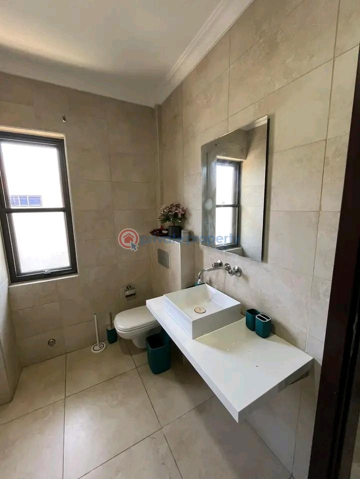 4 bedroom Townhouse For Rent Airport Residential Area Accra - 8