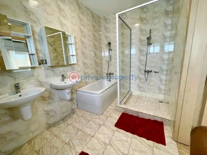 4 bedroom Townhouse For Rent Cantonments Accra - 2