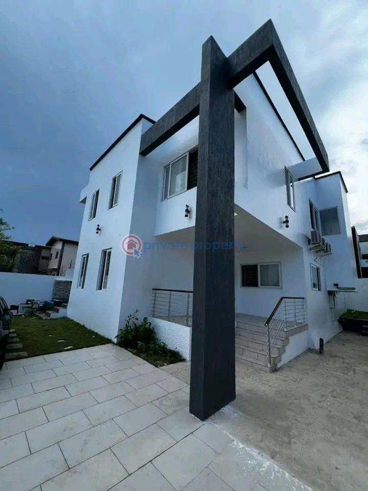 5 bedroom Townhouse For Rent Dzorwulu Accra - 0