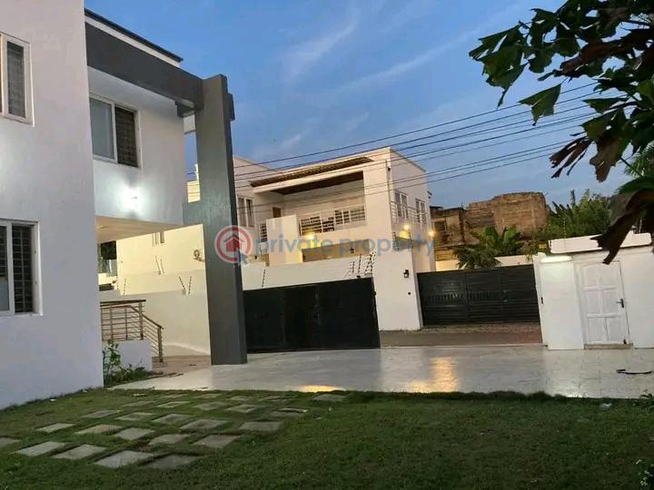 5 bedroom Townhouse For Rent Dzorwulu Accra - 3