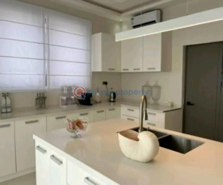5 bedroom Townhouse For Sale East Legon Accra - 2