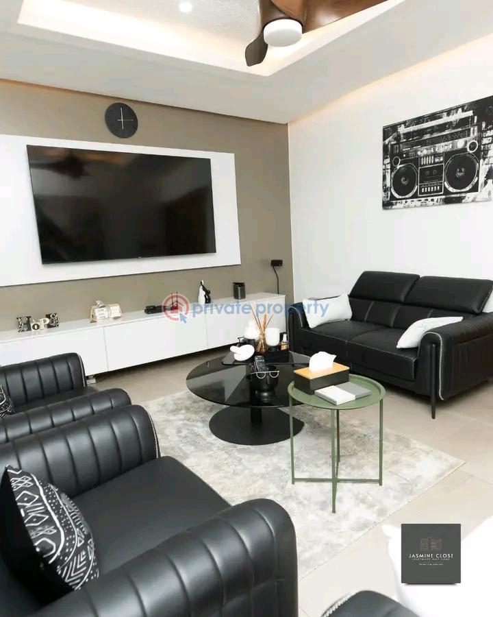 2 bedroom Apartment Short let East Legon Accra - 8
