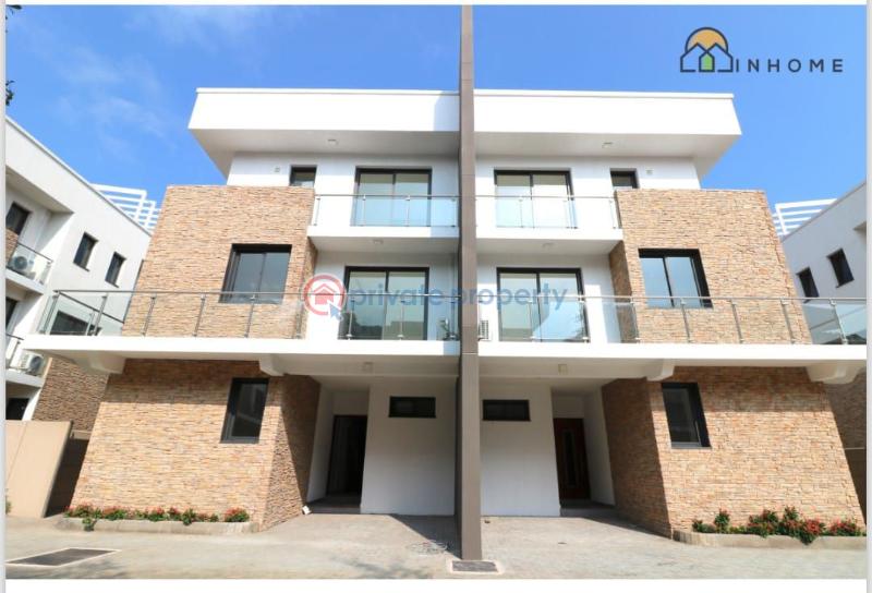 5 bedroom Townhouse For Rent North Ridge Accra - 2