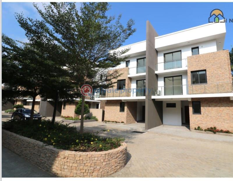 5 bedroom Townhouse For Rent North Ridge Accra - 4