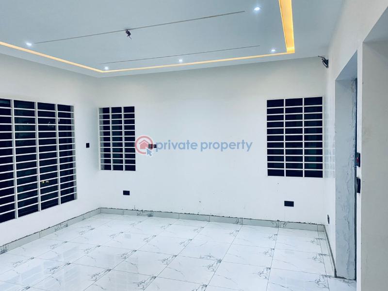 3 bedroom House For Sale Lakeside Estates. Adenta Municipal Accra - 7