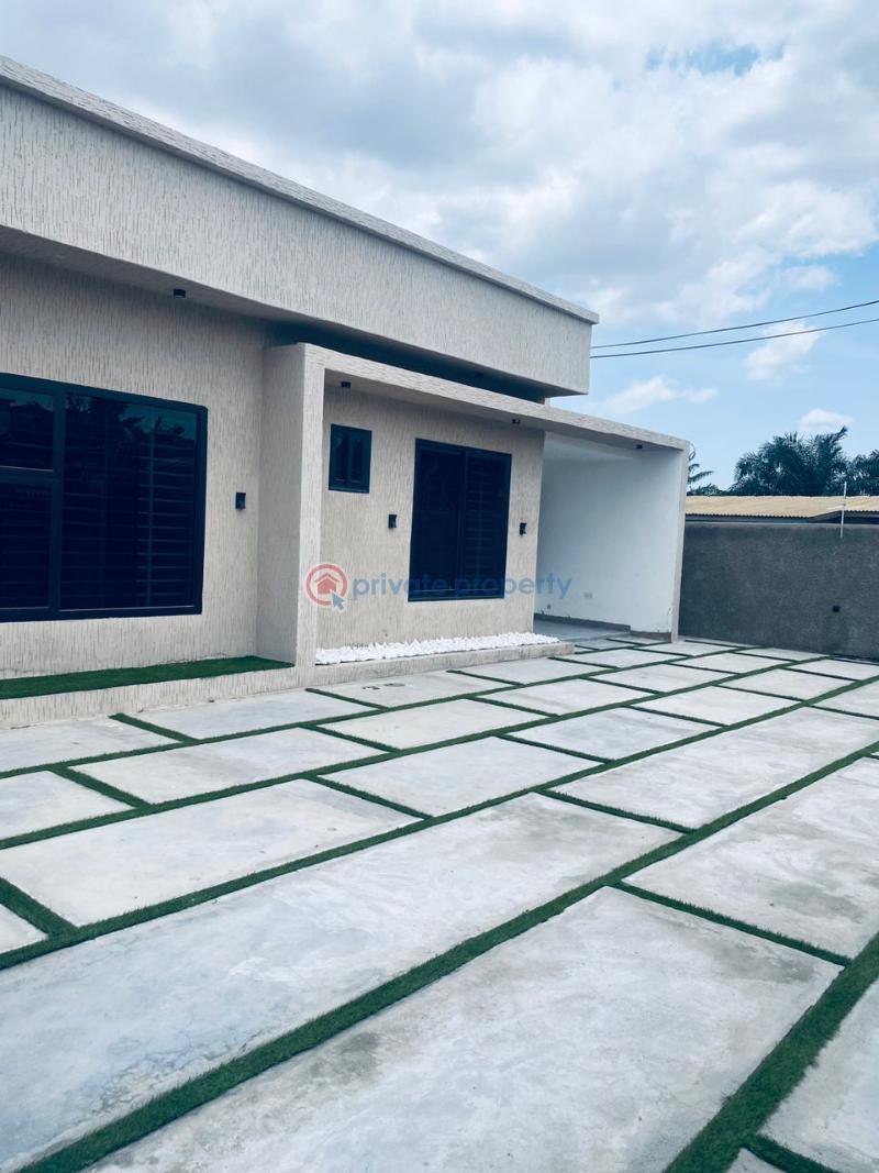 3 bedroom House For Sale Lakeside Estates. Adenta Municipal Accra - 1