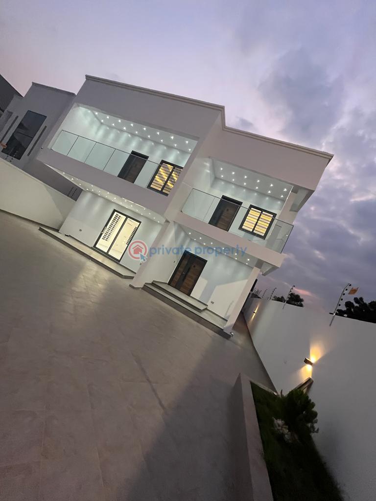 5 bedroom House For Sale Lakeside Estates. Adenta Municipal Accra - 12