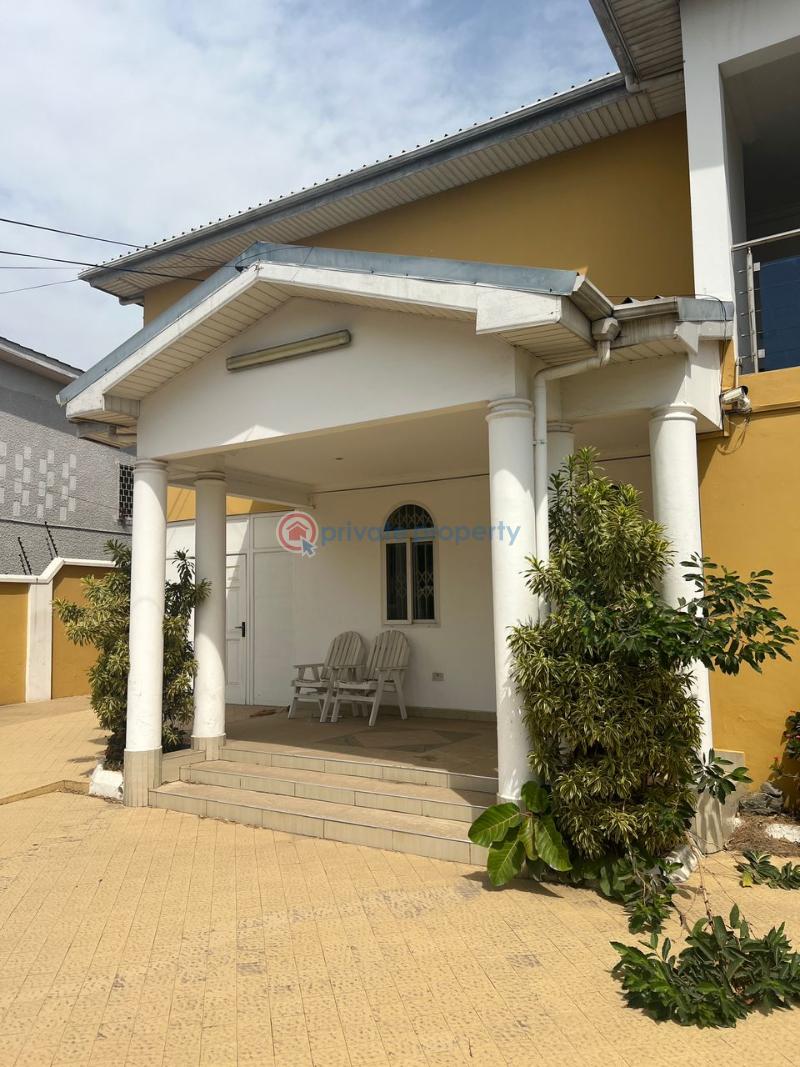4 bedroom House For Rent Nyaneba Estates Osu Accra (PID 9PAFKK