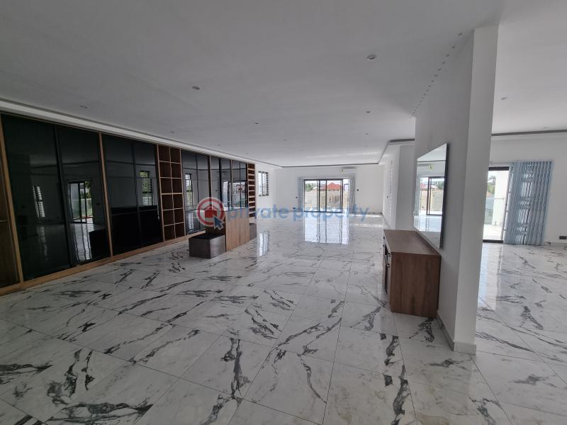 8 bedroom House For Sale Adjiringanor East Legon Accra - 13