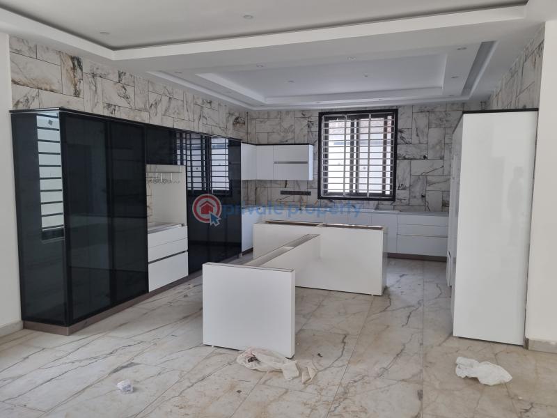 8 bedroom House For Sale Adjiringanor East Legon Accra - 9