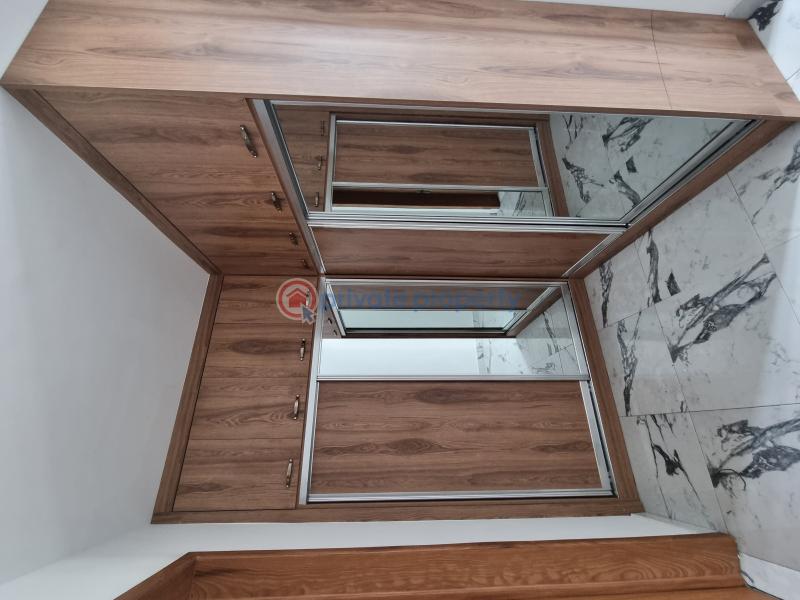 8 bedroom House For Sale Adjiringanor East Legon Accra - 16