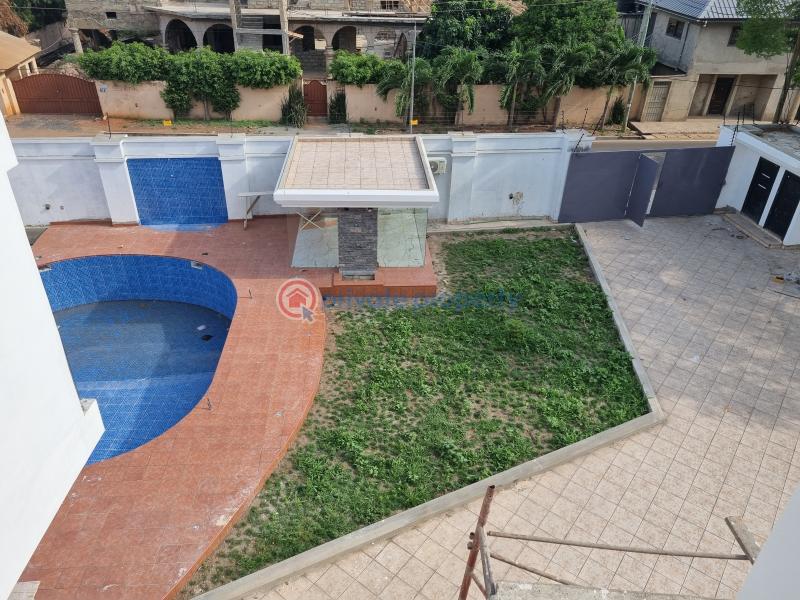 8 bedroom House For Sale Adjiringanor East Legon Accra - 3