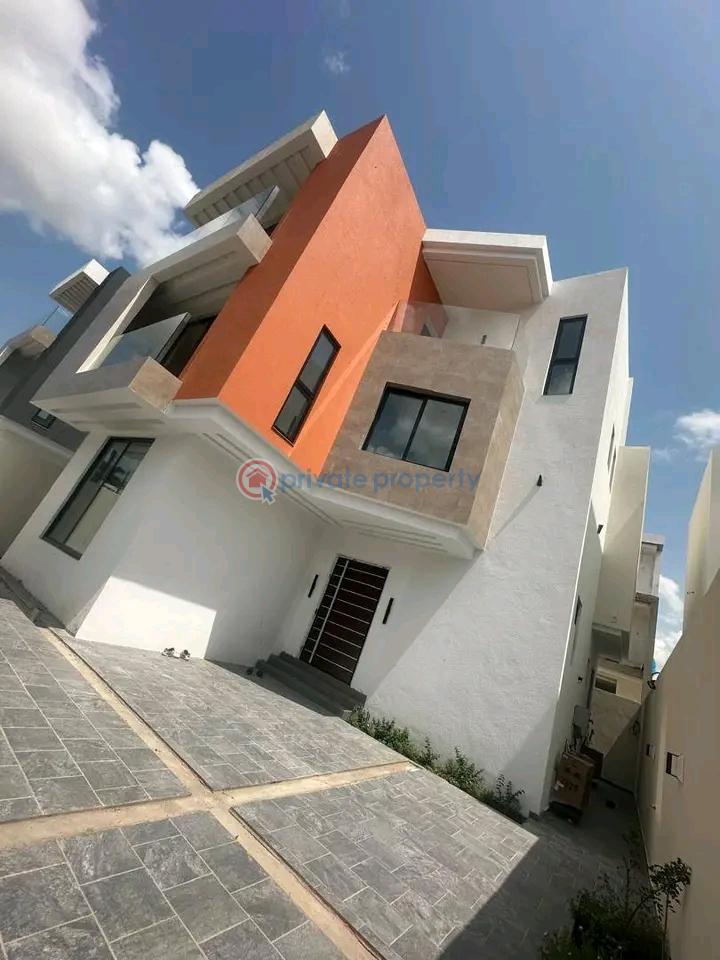 4 bedroom Townhouse For Sale Dzorwulu Accra - 1