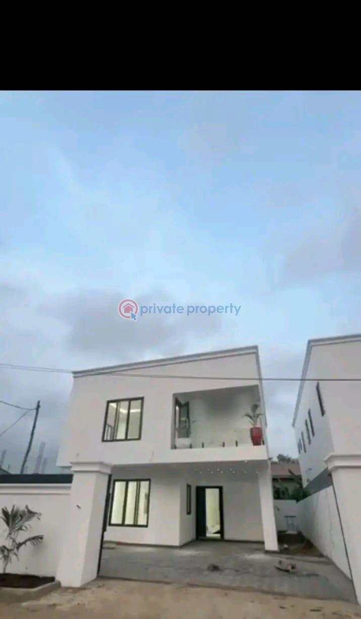 3 bedroom Townhouse For Sale West Trasacco School Junction East Legon Accra - 0