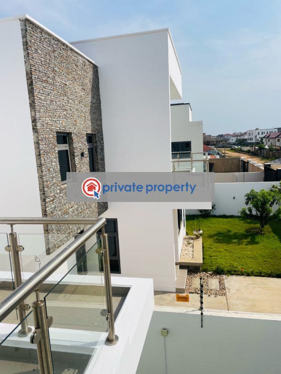 3 bedroom Detached Duplex For Sale Airport Residential Area Accra - 2