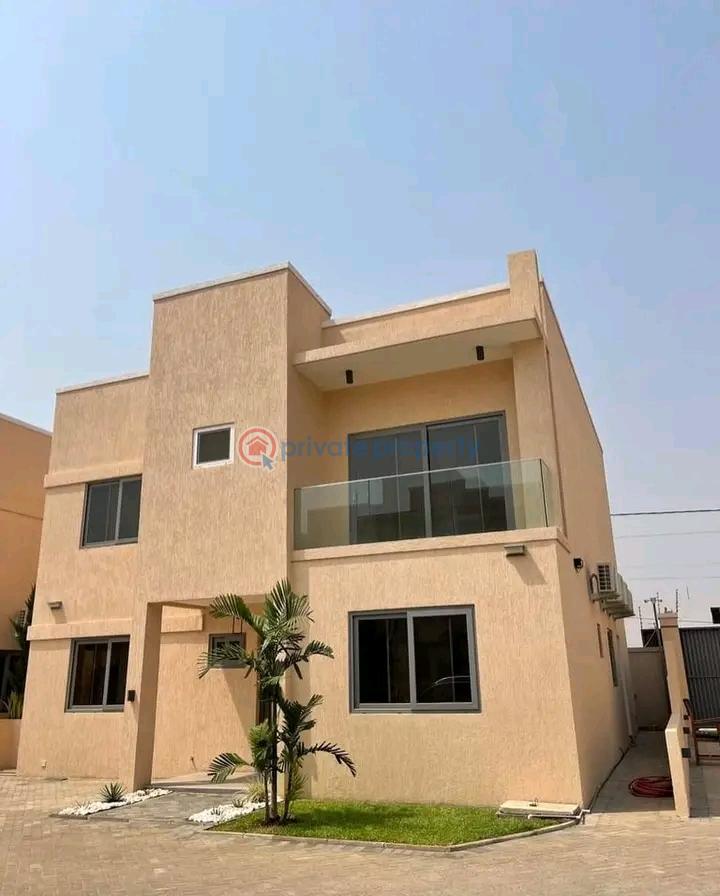 4 bedroom Townhouse For Rent Adjiringanor East Legon Accra - 0