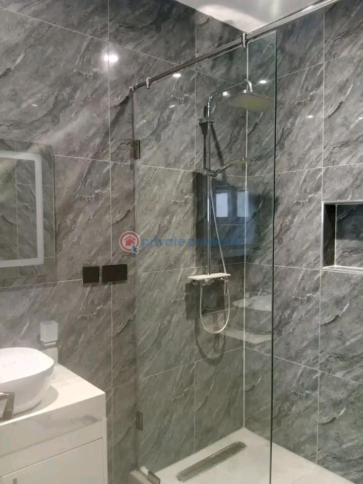 4 bedroom Townhouse For Rent Airport Residential Area Accra - 6