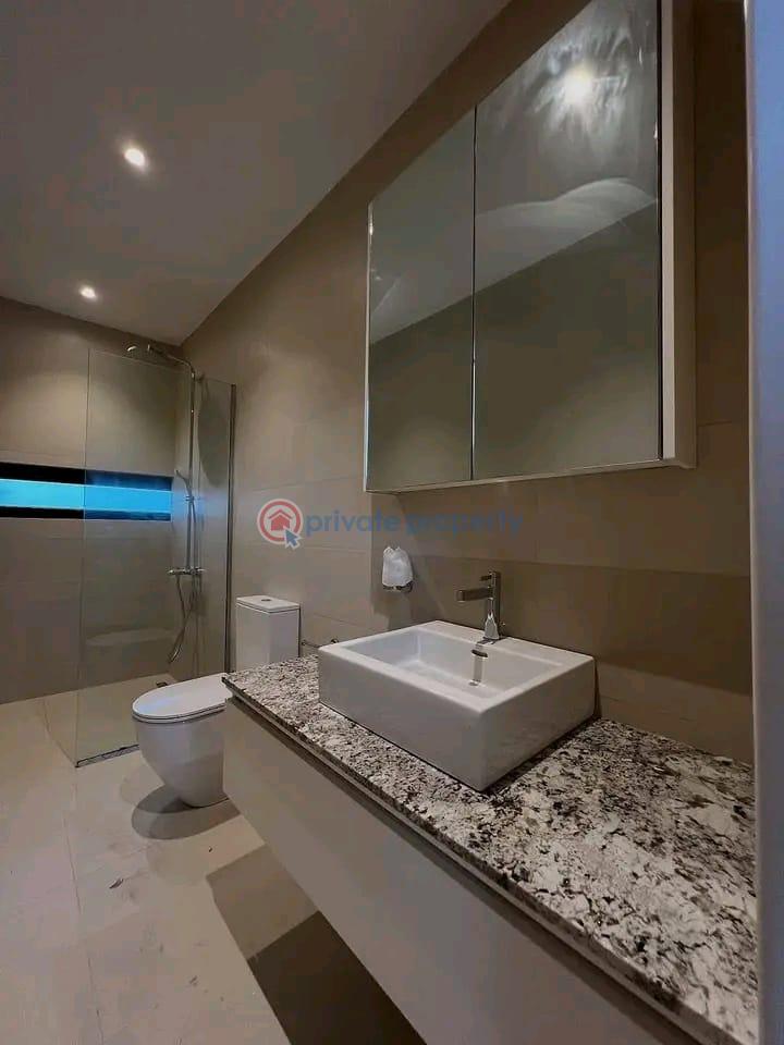4 bedroom Townhouse For Sale East Airport Airport Residential Area Accra - 12