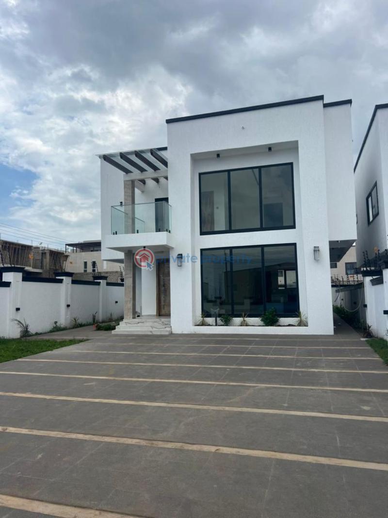 4 bedroom Townhouse For Sale East Airport Airport Residential Area Accra - 0