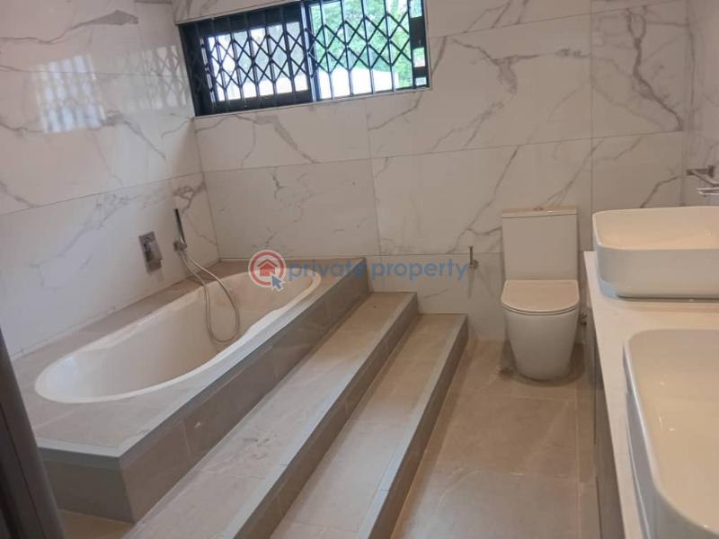 4 bedroom Townhouse For Sale East Airport Airport Residential Area Accra - 6