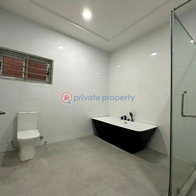 4 bedroom House For Sale Lakeside Estates. Adenta Municipal Accra - 7