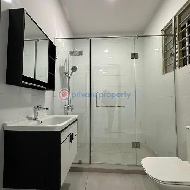 4 bedroom House For Sale Lakeside Estates. Adenta Municipal Accra - 12