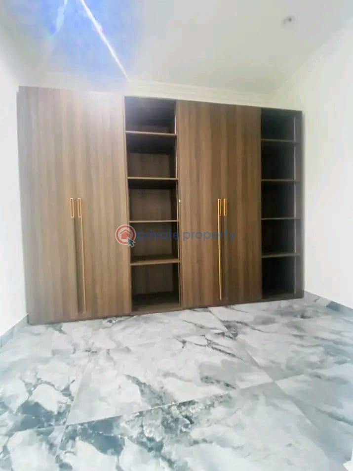 5 bedroom Townhouse For Rent East Legon Accra - 2