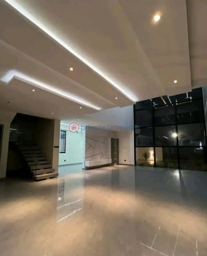 6 bedroom Townhouse For Sale Tse Addo Accra - 3