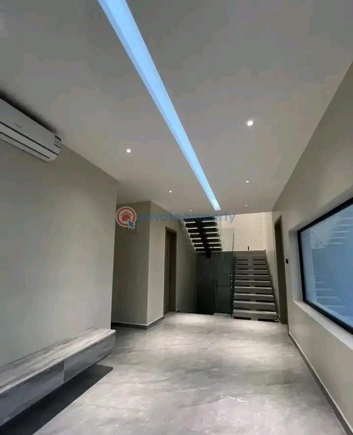 6 bedroom Townhouse For Sale Tse Addo Accra - 6