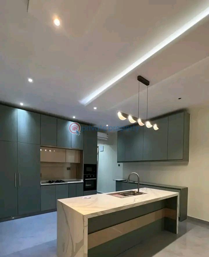 6 bedroom Townhouse For Sale Tse Addo Accra - 2