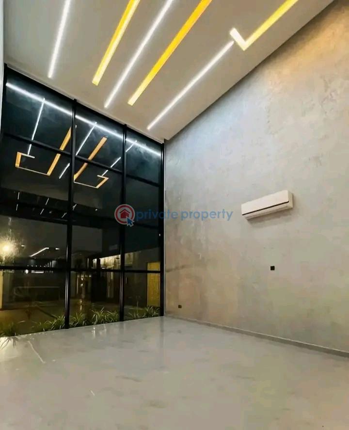6 bedroom Townhouse For Sale Tse Addo Accra - 4