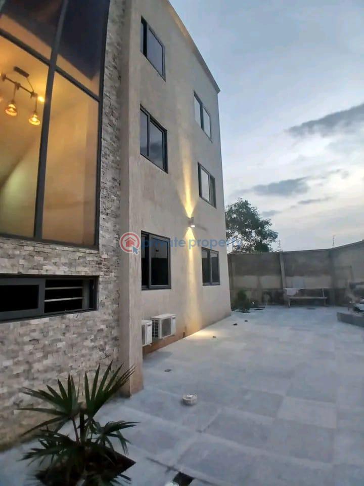 2 bedroom Apartment For Rent Achimota Accra - 1