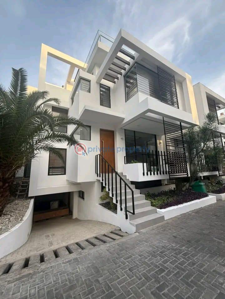 5 bedroom Townhouse For Rent Cantonments Accra - 0