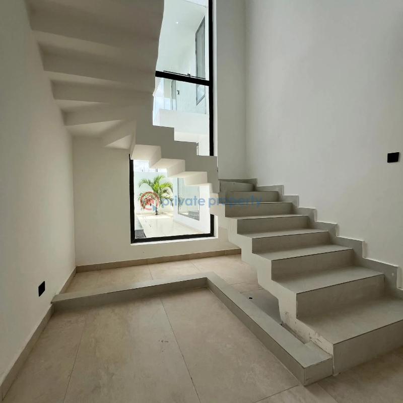 6 bedroom House For Sale Oyarifa La Nkwantanang Madina Municipal Accra - 16