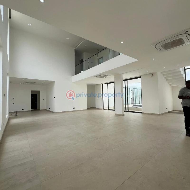 6 bedroom House For Sale Oyarifa La Nkwantanang Madina Municipal Accra - 9