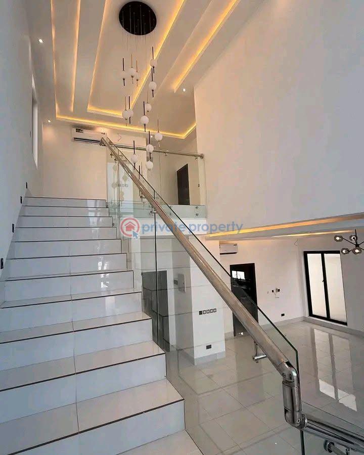 4 bedroom Townhouse For Sale Spintex Road Accra - 2