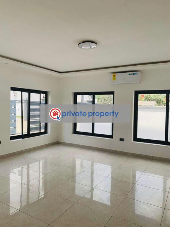 3 bedroom House For Sale &nbsp;24 Credence Road North Labone Accra - 5