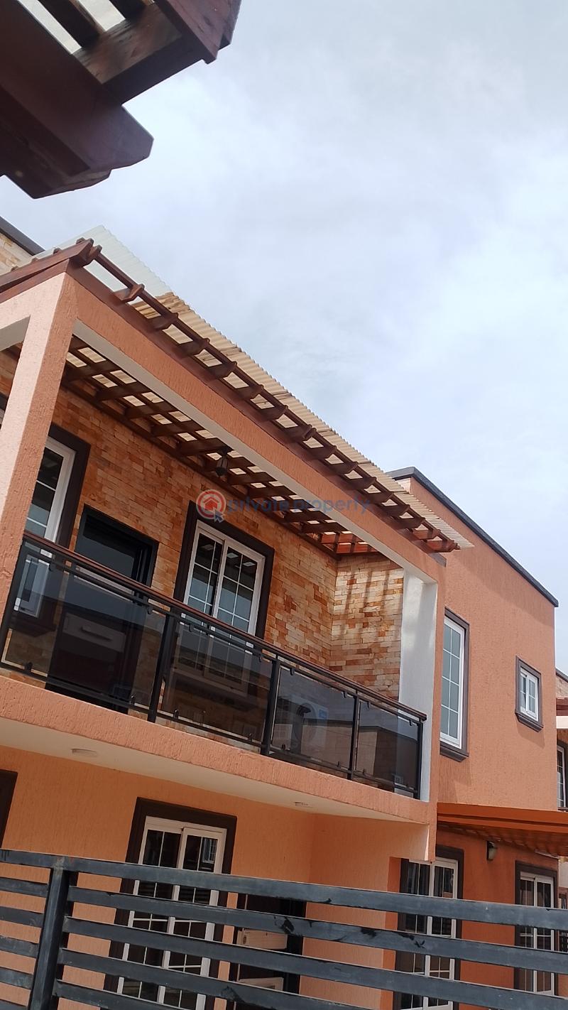 3 bedroom Detached Duplex For Rent East Airport Accra East Airport Airport Residential Area Accra - 1